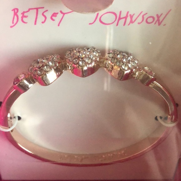 Betsey Johnson Jewelry - Crystal Heart bracelet